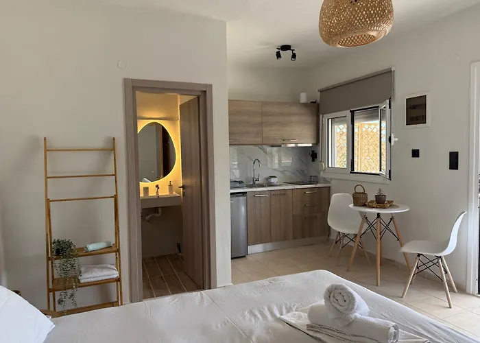 Bloom Achillion Magnisia