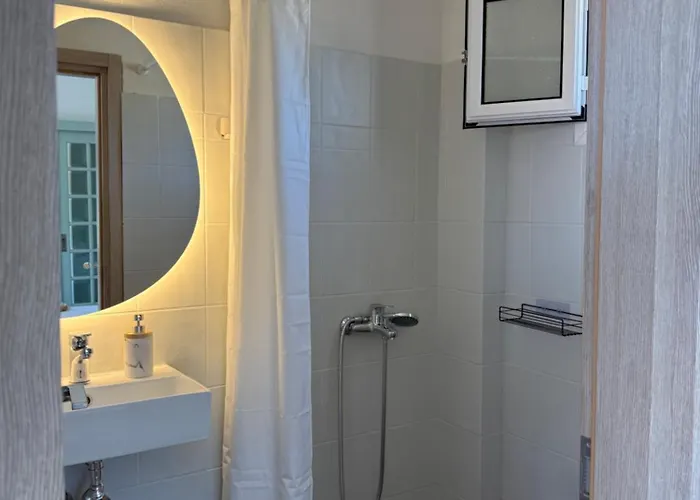 Bloom * Achillion Magnisia