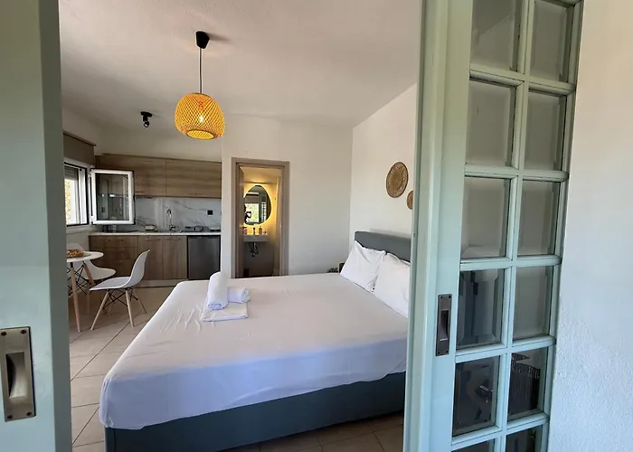 Bloom * Achillion Magnisia